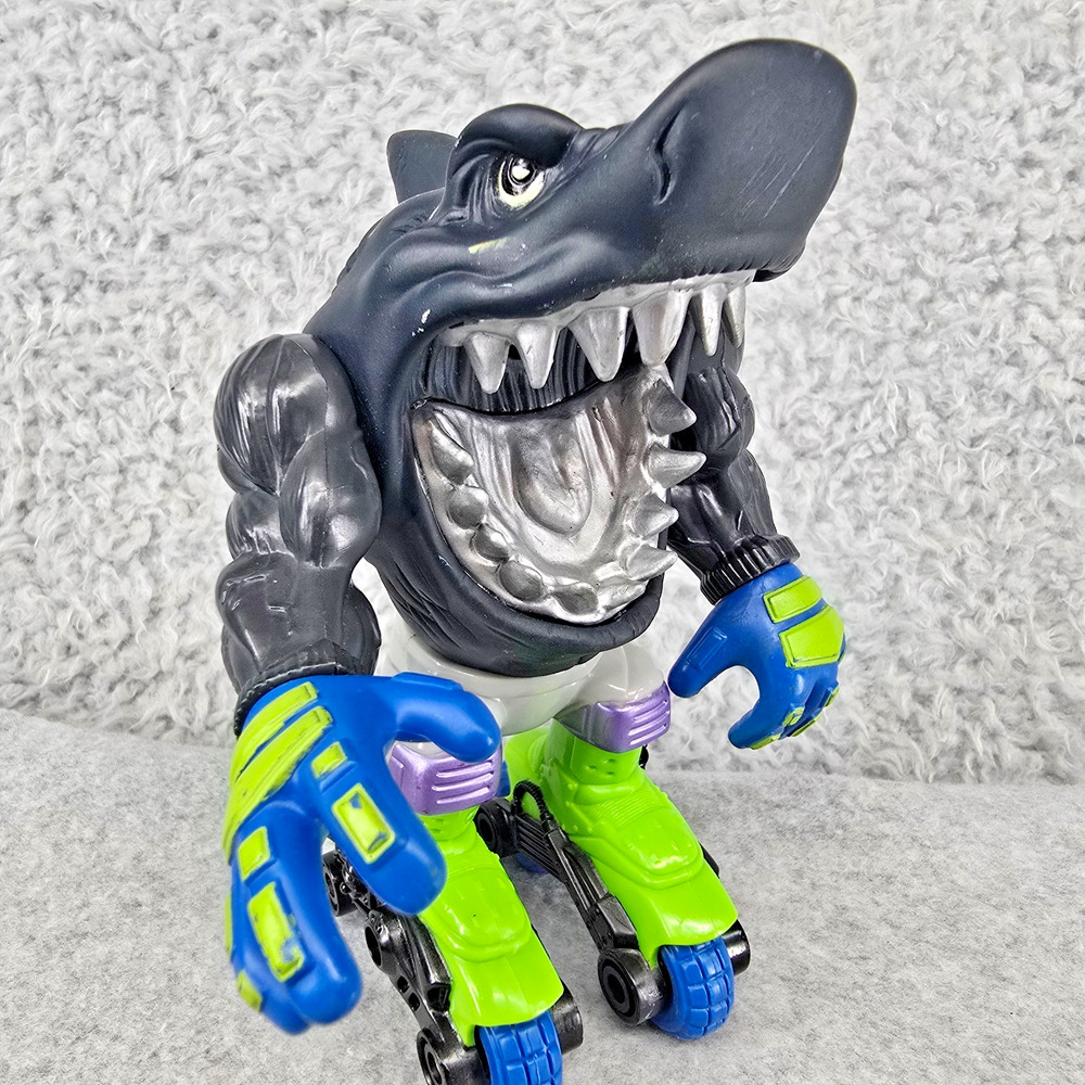 Vintage Street Sharks Stingshot Streex Night Fighters Series 5 Mattel 1996 Skate